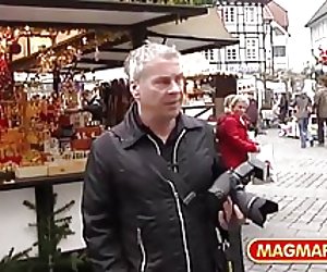 Eva kriegt den arsch versohlt