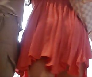 Upskirt 53 milf asiatica na háise milf