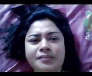 Indinéisis - tante dientot