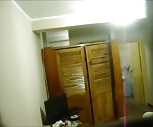 Sínis sean-bhean voyeur