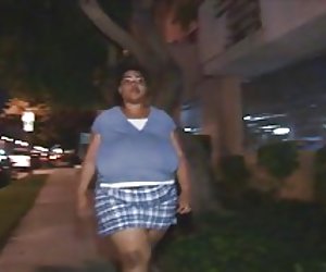 Ollmhór dubh soith faigheann fucked agus itheann cumload