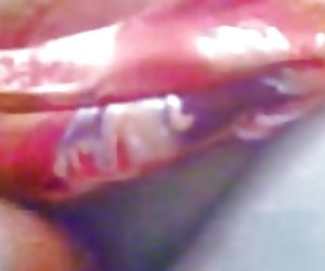 Malaeis - baju kurung melancap